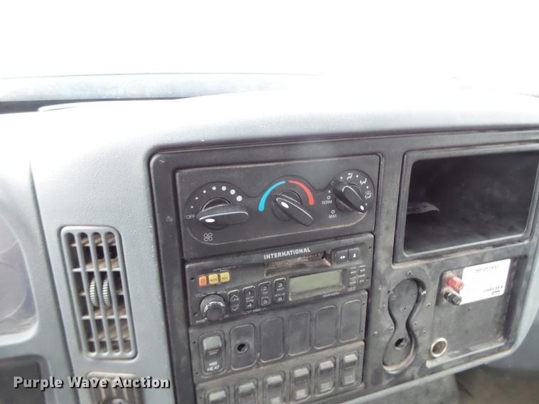 image for item DB9831 2002 International 4300 flat dump bed truck