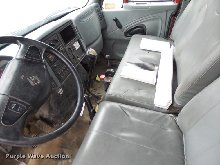 image for item DB9831 2002 International 4300 flat dump bed truck