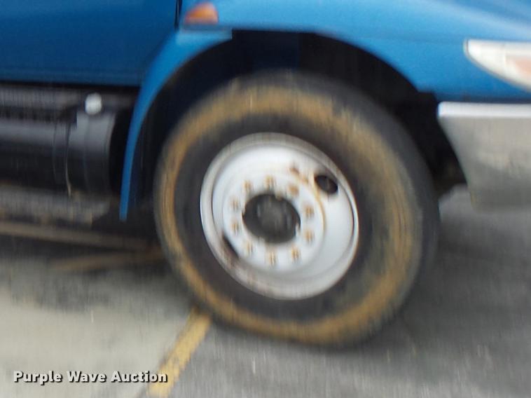 image for item DB9831 2002 International 4300 flat dump bed truck