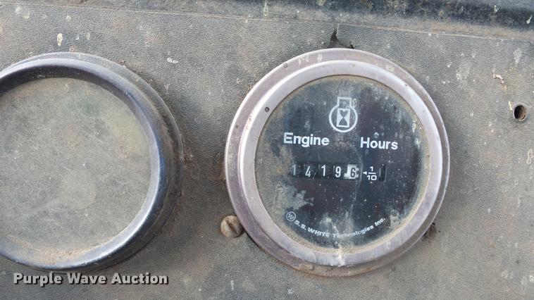 image for item DC0535 1985 John Deere 644D wheel loader