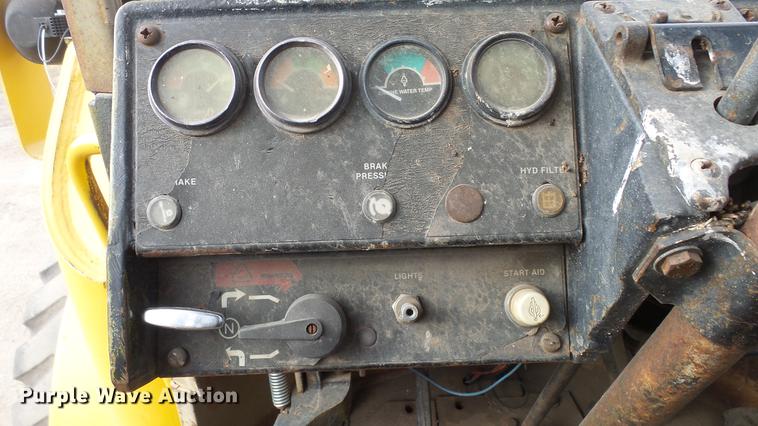 image for item DC0535 1985 John Deere 644D wheel loader