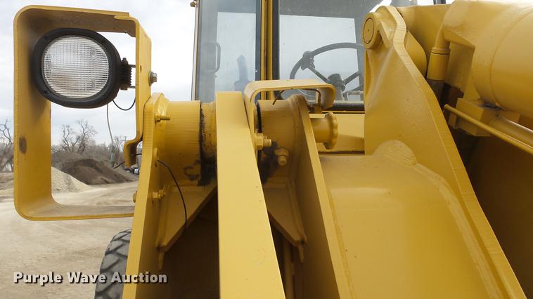 image for item DC0535 1985 John Deere 644D wheel loader