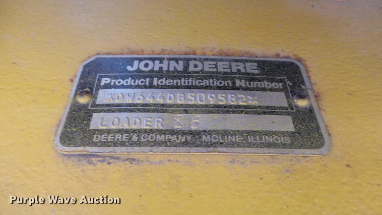image for item DC0535 1985 John Deere 644D wheel loader