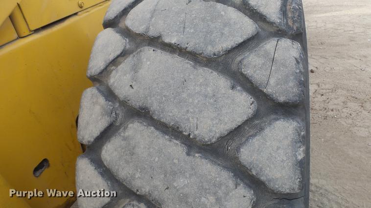 image for item DC0535 1985 John Deere 644D wheel loader