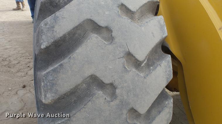 image for item DC0535 1985 John Deere 644D wheel loader