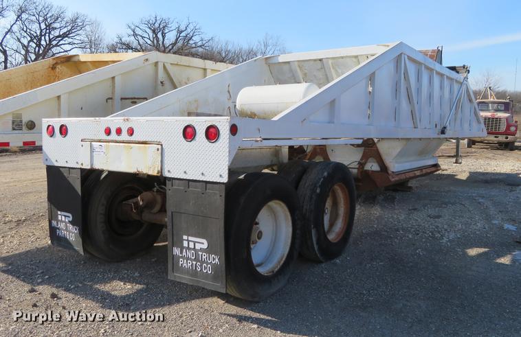 image for item DC0813 1987 Ranch bottom dump trailer