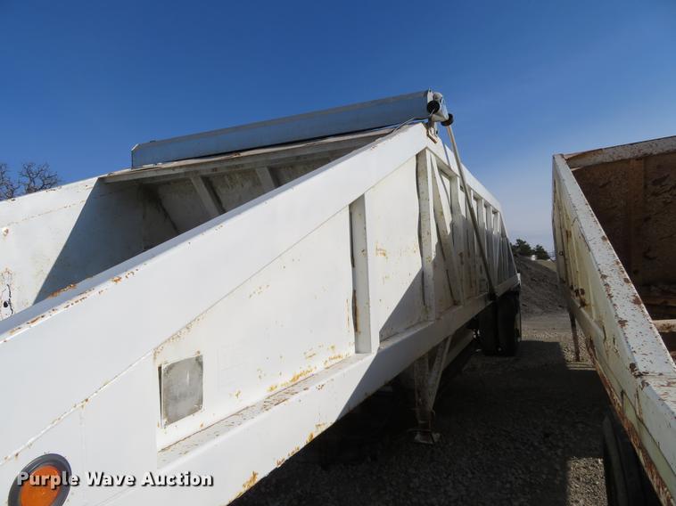 image for item DC0813 1987 Ranch bottom dump trailer