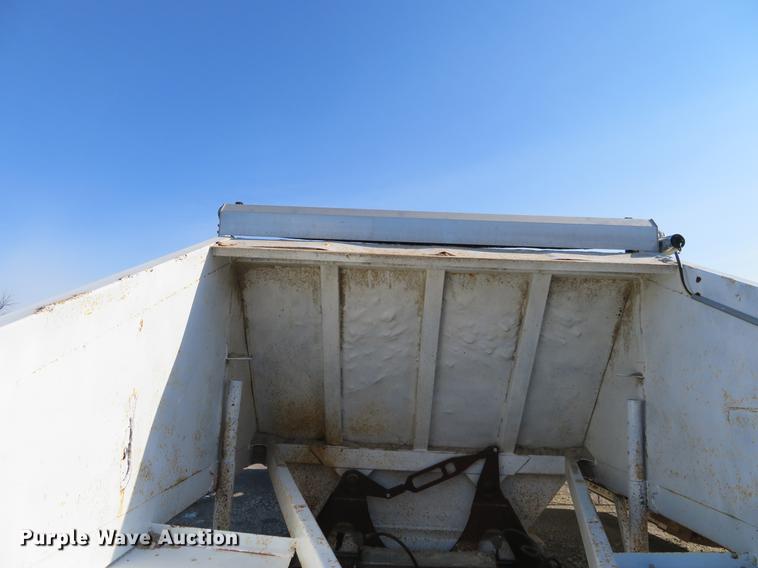 image for item DC0813 1987 Ranch bottom dump trailer