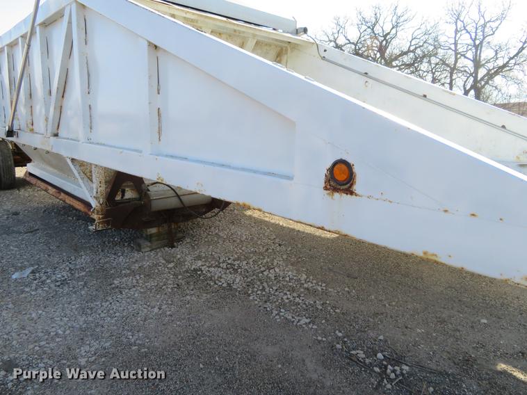image for item DC0813 1987 Ranch bottom dump trailer