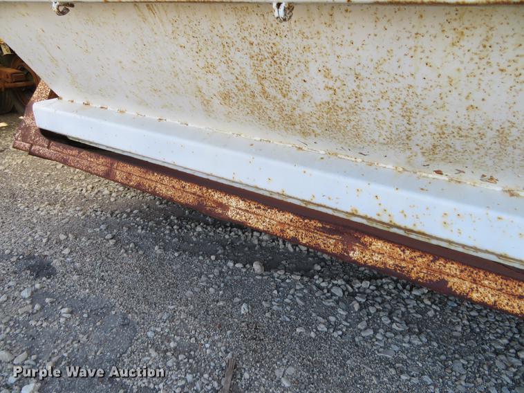 image for item DC0813 1987 Ranch bottom dump trailer