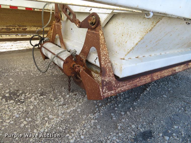 image for item DC0813 1987 Ranch bottom dump trailer