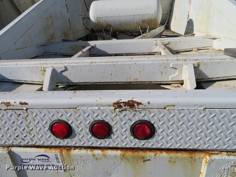 image for item DC0813 1987 Ranch bottom dump trailer