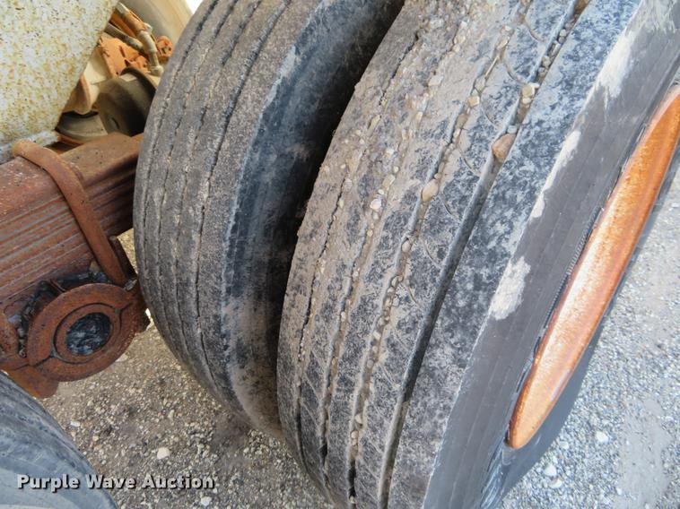 image for item DC0813 1987 Ranch bottom dump trailer