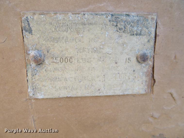 image for item DC0815 1977 Ford 800 flatbed truck