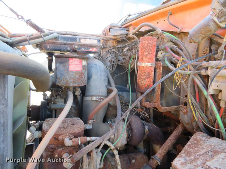 image for item DC0818 1989 Ford LNT8000 dump truck