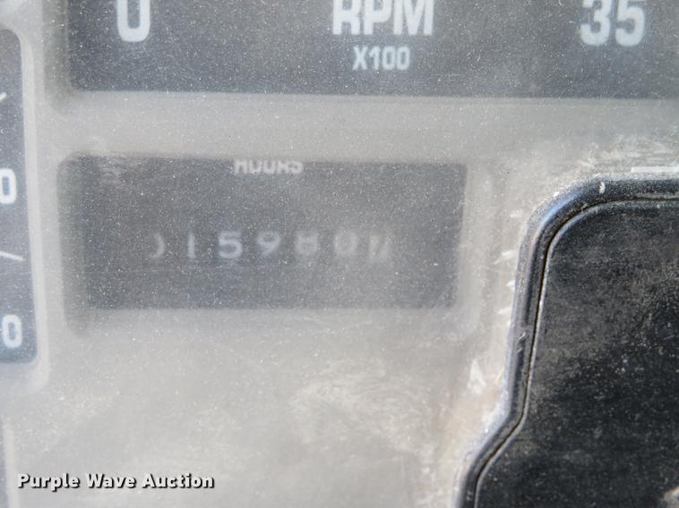 image for item DC0820 1993 International 4900 dump truck