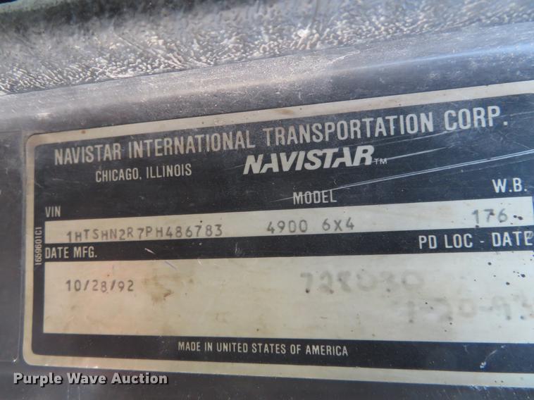 image for item DC0820 1993 International 4900 dump truck