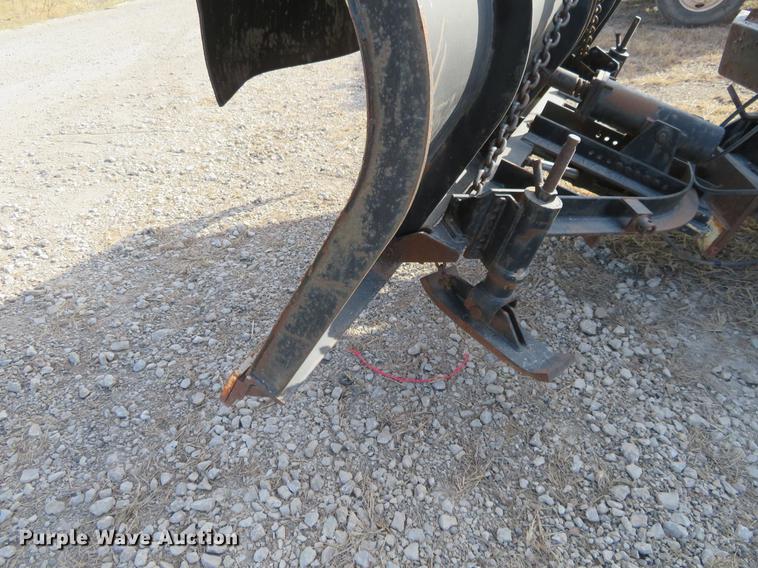 image for item DC0820 1993 International 4900 dump truck