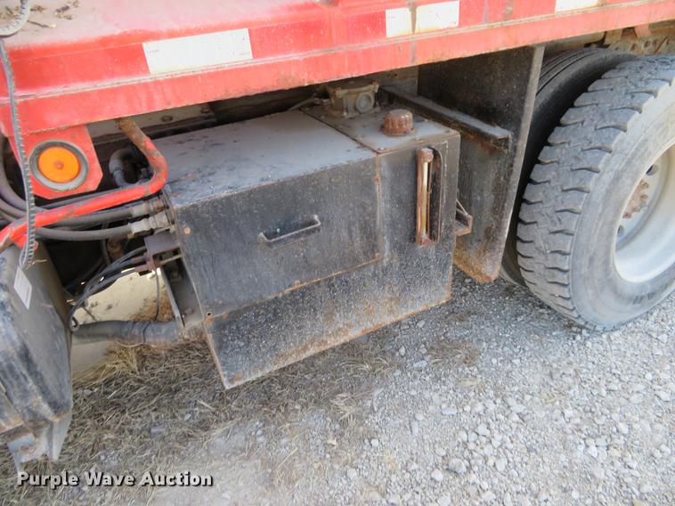 image for item DC0820 1993 International 4900 dump truck