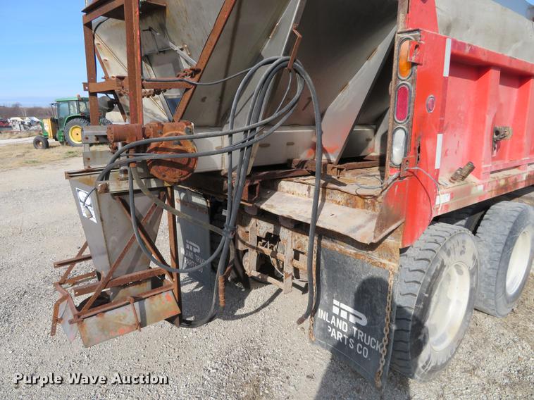 image for item DC0820 1993 International 4900 dump truck
