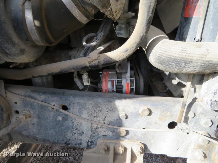 image for item DC0821 Ford Aeromax L9000 semi truck