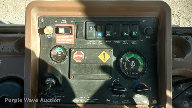 image for item DC0831 1995 John Deere 310D backhoe