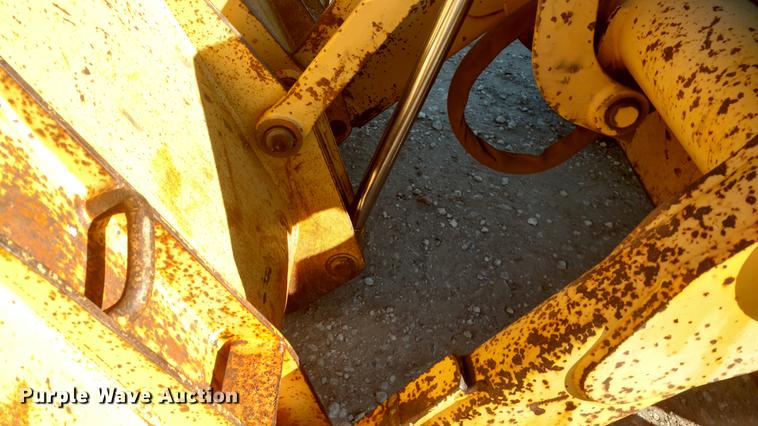 image for item DC0831 1995 John Deere 310D backhoe