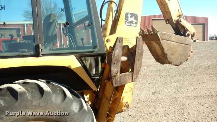 image for item DC0831 1995 John Deere 310D backhoe