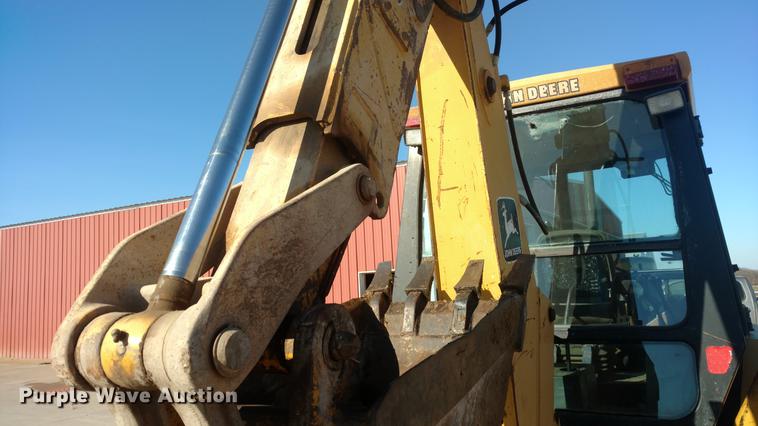image for item DC0831 1995 John Deere 310D backhoe