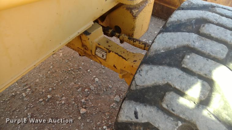 image for item DC0831 1995 John Deere 310D backhoe