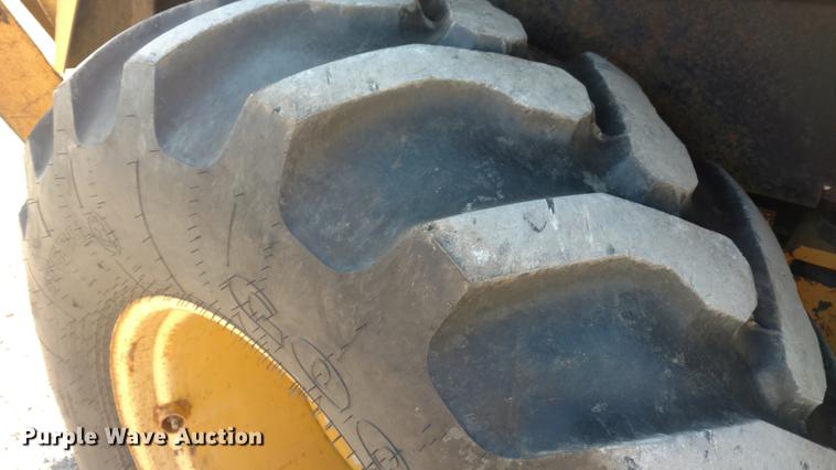 image for item DC0831 1995 John Deere 310D backhoe