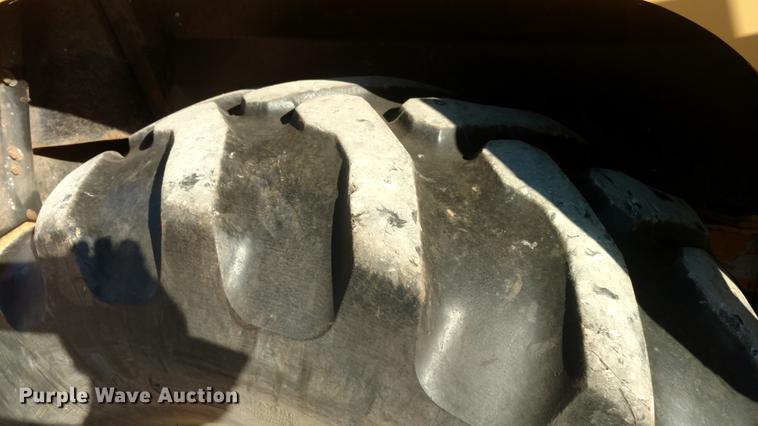 image for item DC0831 1995 John Deere 310D backhoe