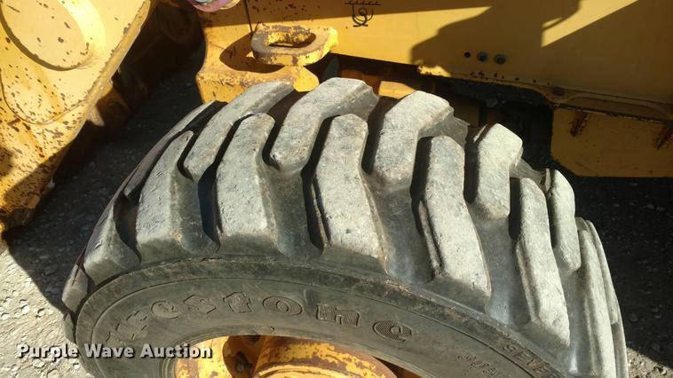 image for item DC0831 1995 John Deere 310D backhoe