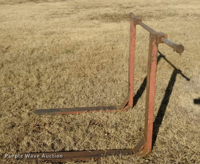 image for item DC0831 1995 John Deere 310D backhoe