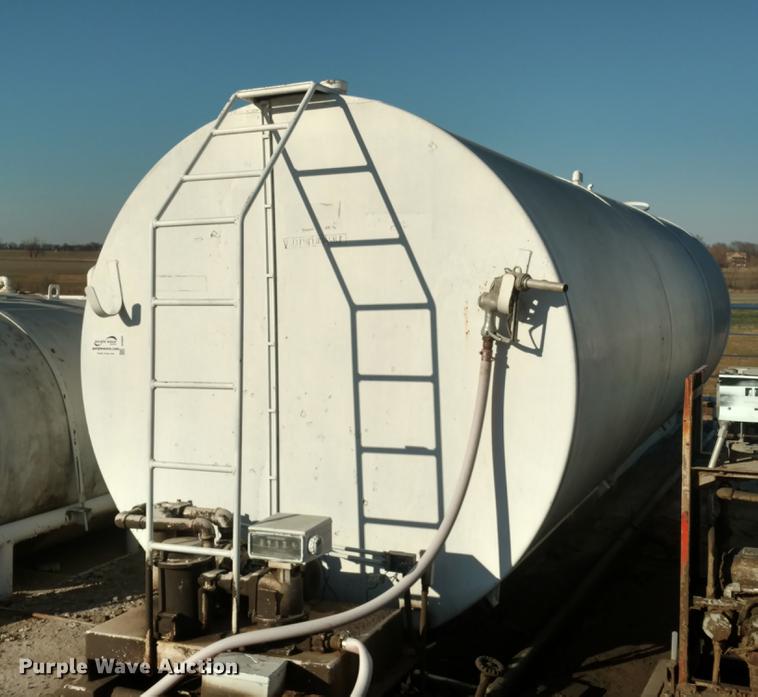 image for item DC0834 (2) diesel fuel tanks