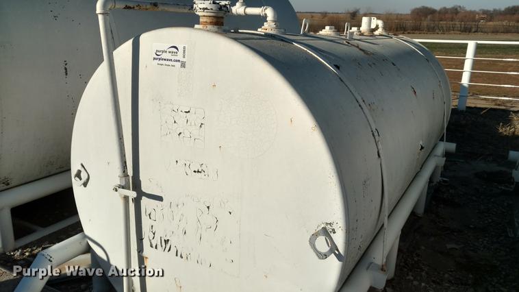 image for item DC0835 Diesel fuel tank