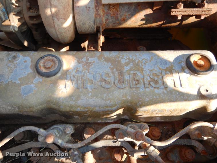 image for item DC5993 2002 Kobelco SK330LC-6E excavator