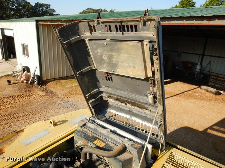 image for item DC5993 2002 Kobelco SK330LC-6E excavator