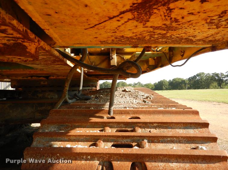 image for item DC5993 2002 Kobelco SK330LC-6E excavator