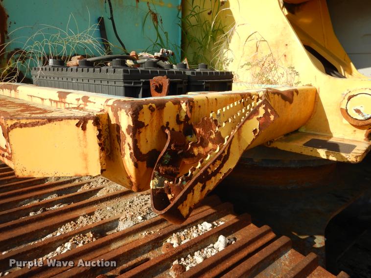 image for item DC5993 2002 Kobelco SK330LC-6E excavator