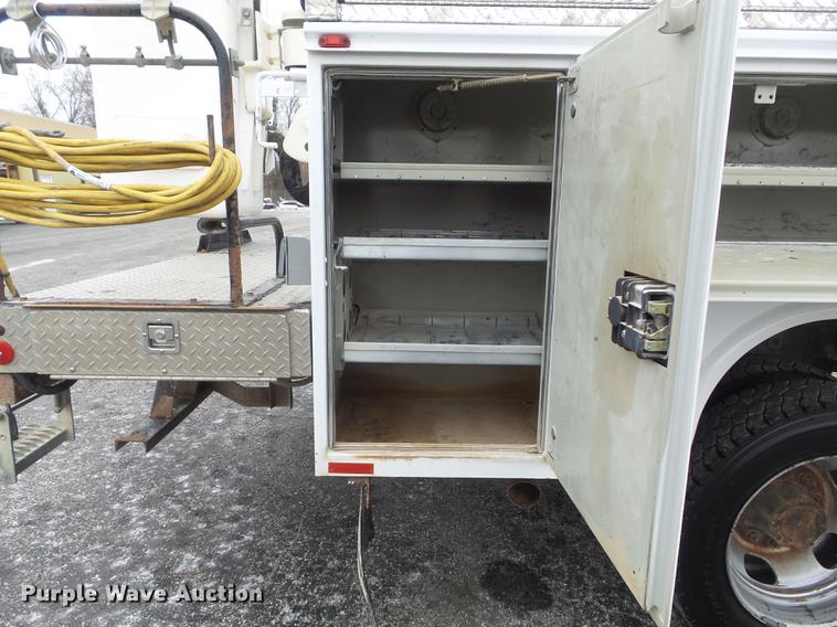 image for item DC7450 2010 Dodge Ram 5500 bucket truck