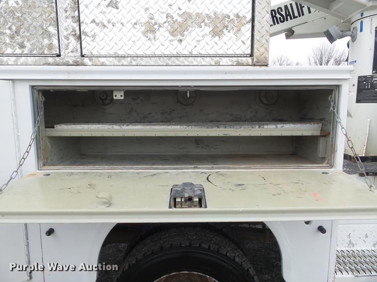 image for item DC7450 2010 Dodge Ram 5500 bucket truck