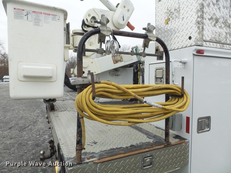 image for item DC7450 2010 Dodge Ram 5500 bucket truck