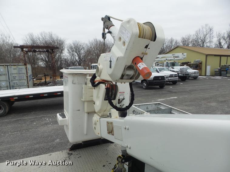 image for item DC7450 2010 Dodge Ram 5500 bucket truck