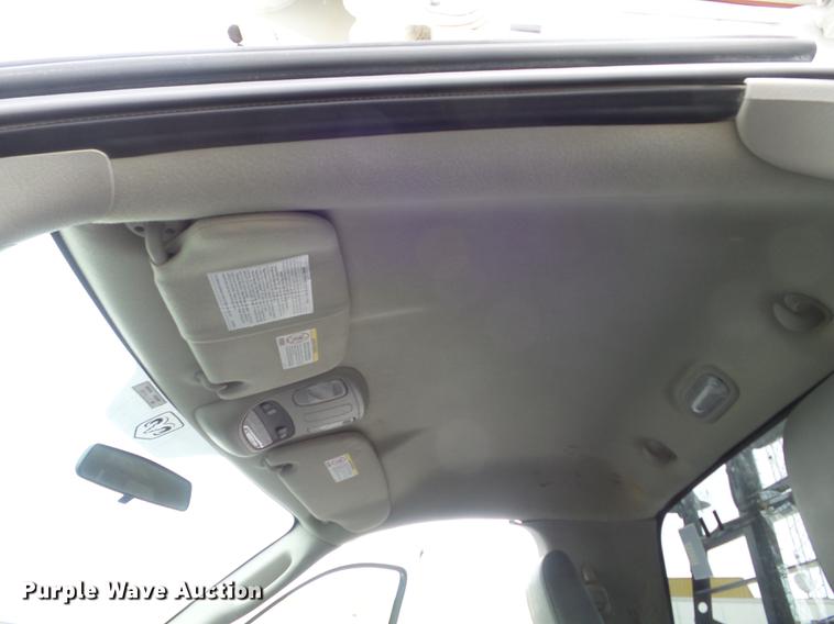 image for item DC7450 2010 Dodge Ram 5500 bucket truck