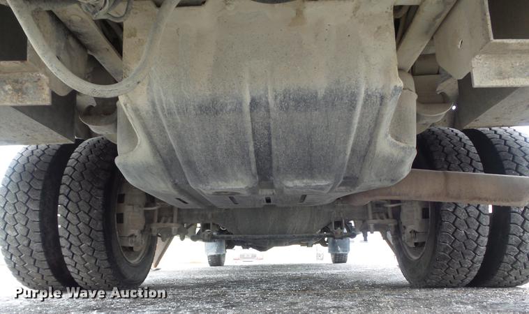 image for item DC7450 2010 Dodge Ram 5500 bucket truck