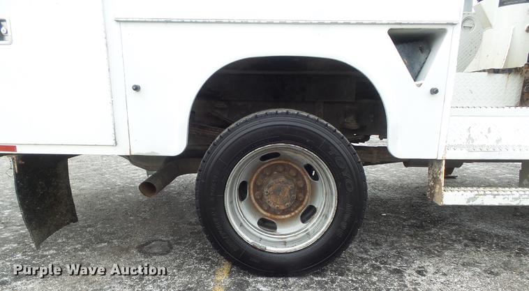 image for item DC7450 2010 Dodge Ram 5500 bucket truck