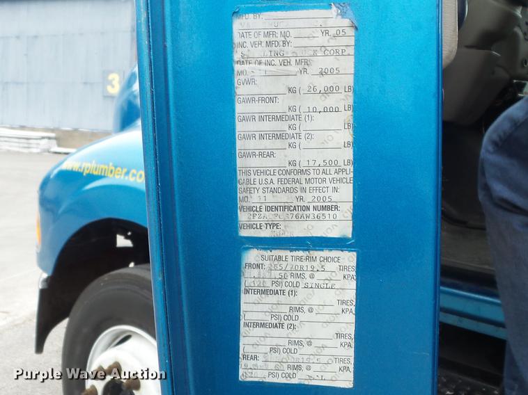 image for item DC7465 2006 Sterling Acterra crane truck