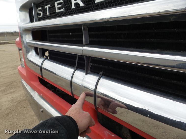 image for item DC7468 2002 Sterling LT8500 dump truck