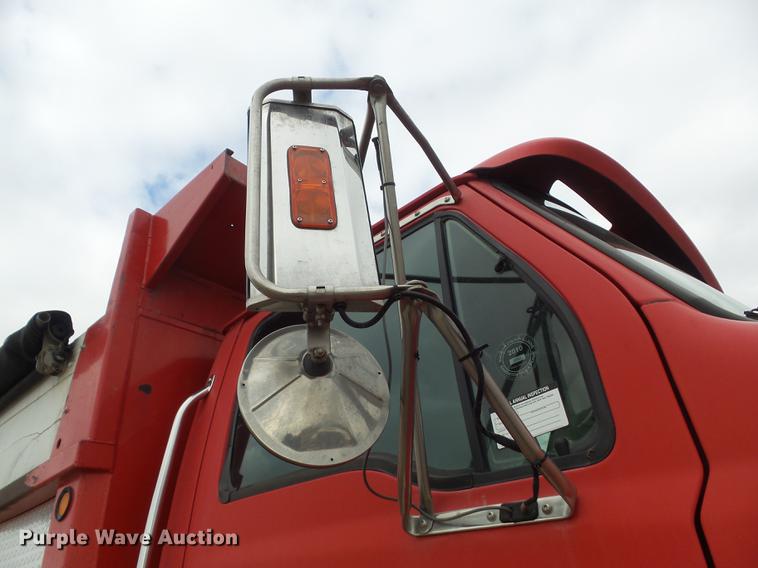 image for item DC7468 2002 Sterling LT8500 dump truck
